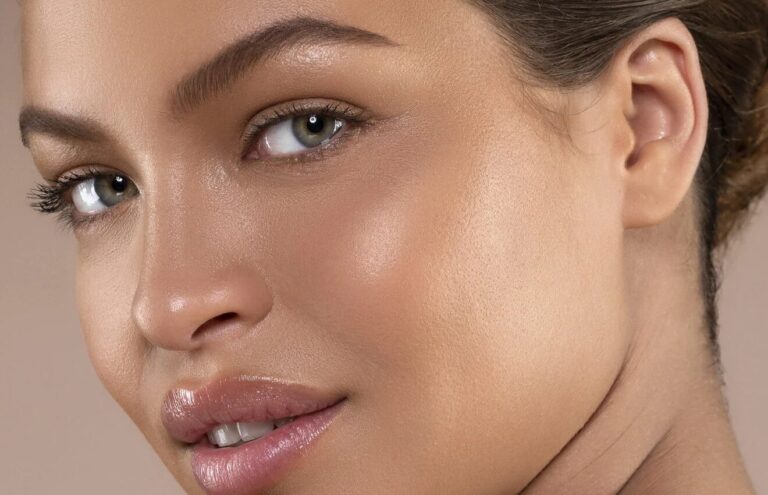Ontdek de Kracht van Natuurlijke Cosmetica voor een Stralende Huid