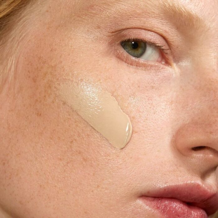 Madara Skinonym halfmatte peptide foundation Ivoor-3