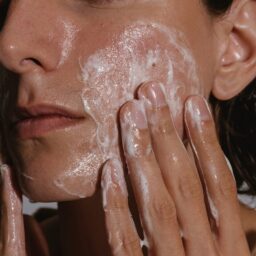 2-acne-cleansing-treatment-A2004